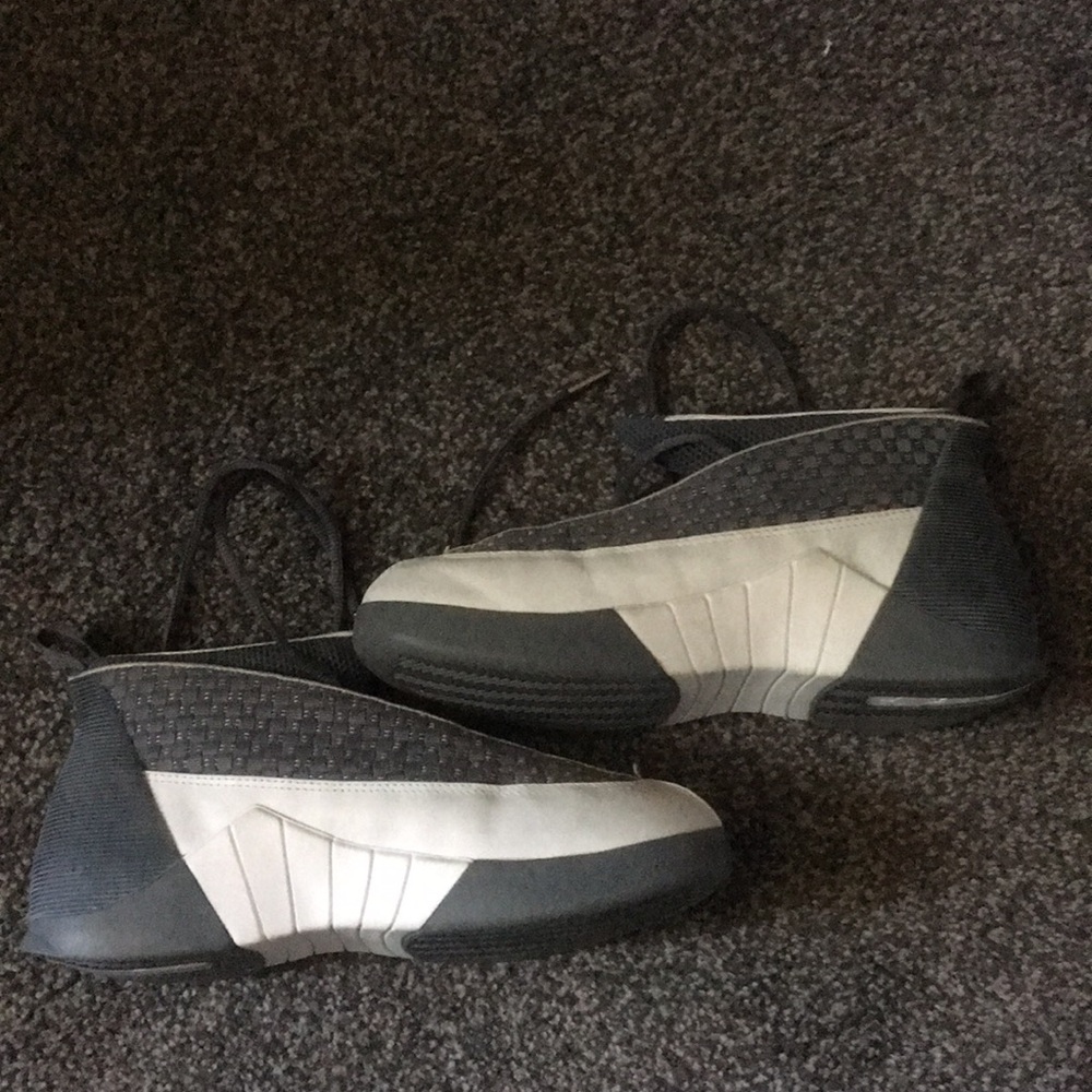 Jordan XV shoes